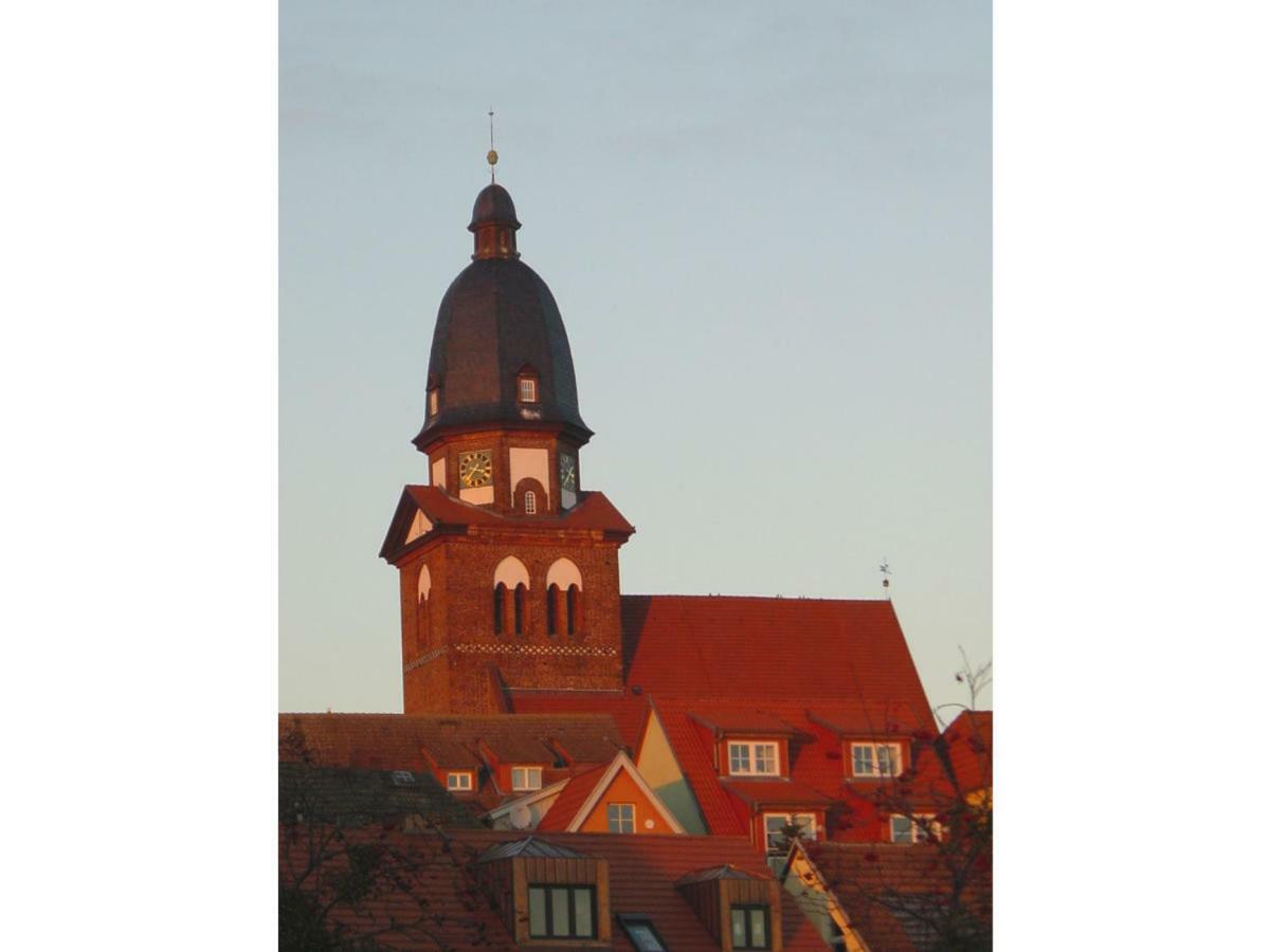 Villa Am Weinberg Варен Экстерьер фото